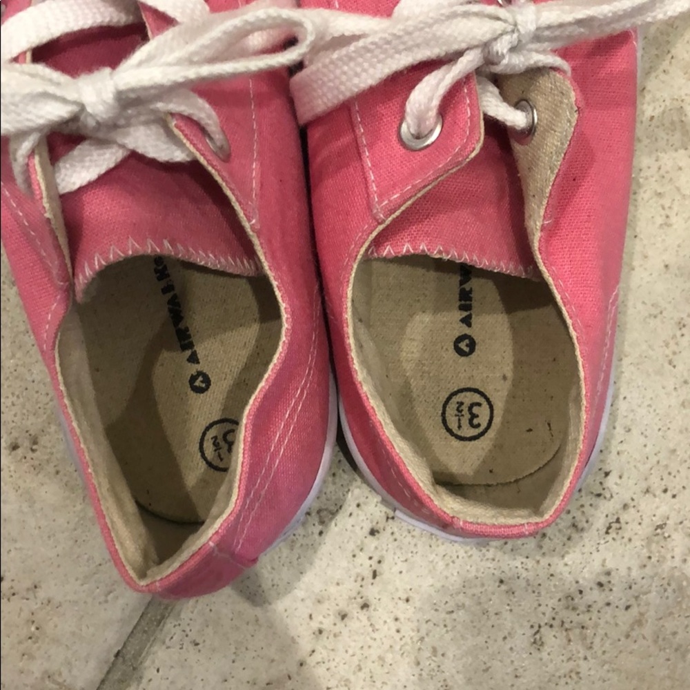 Air walk shoes - Picture 3 of 4